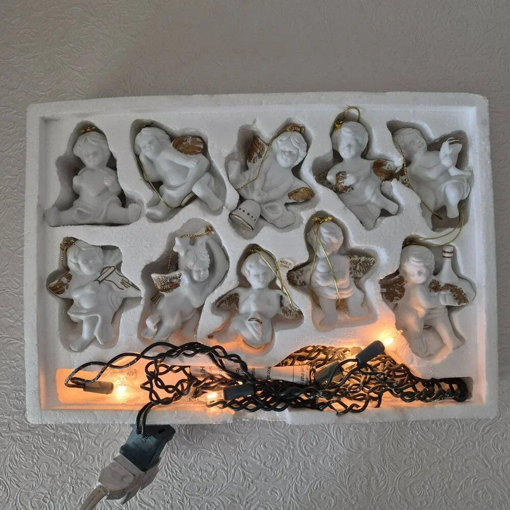 Vintage Lighted Porcelain Cherubs Strand Indoor Lights Set of 10 White Gold